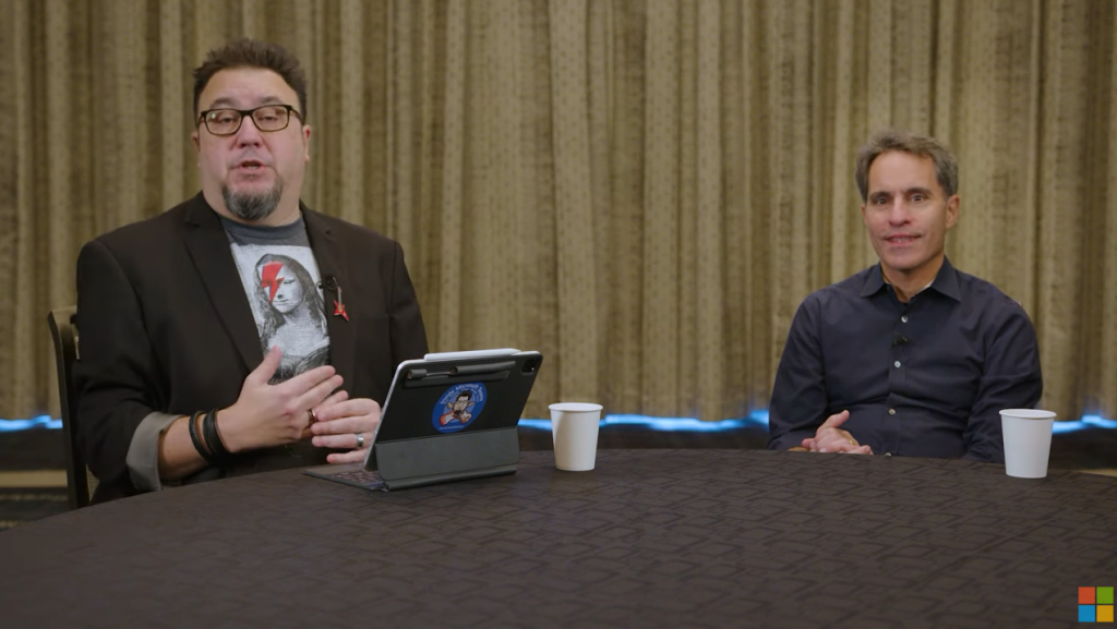 Конференция Microsoft 365 Collab 2021, Лас-Вегас: Беседа с Джеффом Тепером. Стивен Роуз, ведущий программы “Внутри команд Microsoft”, был очень рад наконец-то принять участие в очной конференции. Угадайте, с кем он имел удовольствие встретиться на конференции Microsoft 365 Collab 2021 в Вегасе? Не кто иной, как Джефф Тепер, Microsoft CVP: Команды, OneDrive и SharePoint! Мы подумали, что начнем 2022 год с подарка для всех вас: бонусного эпизода, в котором Стивен и Джефф расскажут о том, как такие продукты, как Teams, Viva, Loop и Mesh, изменят взаимодействие пользователей с продуктами в будущем, а также о других интересных темах конференции Microsoft 365 Collab 2021 года. Наслаждаться. Microsoft, Купить Microsoft CSP, Купить Microsoft ESD, Лас-Вегас, Джефф Тепер, Стивен Роу