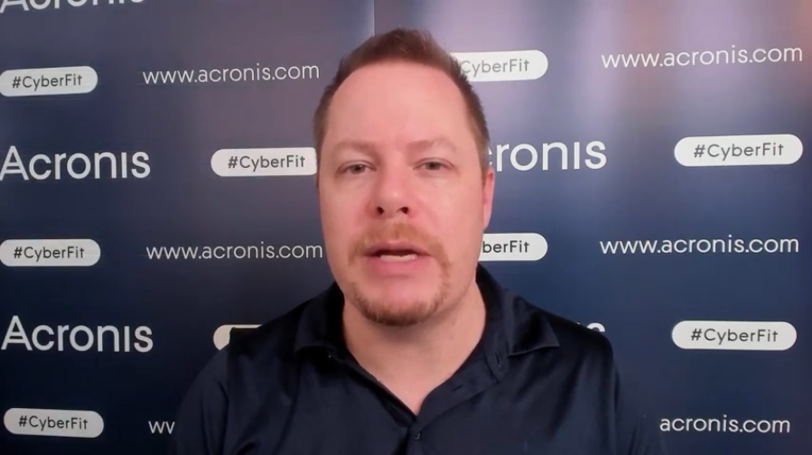 После SolarWinds Nobelium Продолжает Фишинг | Новости Центра Киберзащиты. Группа Nobelium, которая стояла за атакой на SolarWinds несколько месяцев назад, отправляла сложные фишинговые электронные письма, нацеленные на около 3000 учетных записей правительственных организаций, аналитических центров и консалтинговых компаний. Географический фокус был сосредоточен на США, но получатели в 24 странах получили фишинговые письма. Злоумышленники получили доступ к постоянному контакту, который является законным почтовым маркетинговым сервисом, используемым агентством США по международному развитию USAID. Доверие к этому сервису позволило злоумышленникам создать более убедительное фишинговое письмо с действительной информацией об отправителе и заголовке. Электронные письма используют обещание новых документов о фальсификации выборов в США в качестве приманки и содержат ссылку, которая в конечном итоге заканчивается вредоносным ISO-файлом. Этот файл содержит файл LNK, который запускает вредоносную DLL-библиотеку, являющуюся бэкдором Cobalt Strike. Фильтрация URL-адресов в Acronis Cyber Protect блокирует доступ пользователей к вредоносным веб-сайтам, в то время как многоуровневые механизмы защиты, включая поведенческое и основанное на ИИ обнаружение, предотвращают выполнение бэкдоров на компьютерах жертв. Acronis, Купить Acronis, Nobelium, SolarWinds, фишинг