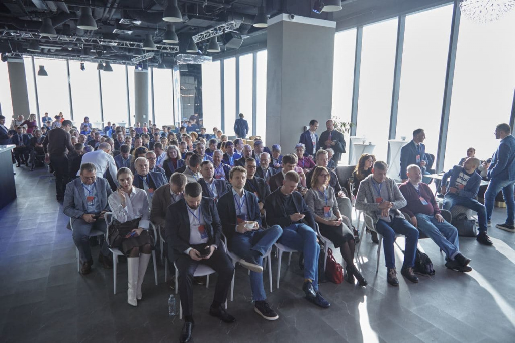 TrueConf стал технологическим партнером события. Участников в зале Башни «Федерация» с удалёнными спикерами во время закрытых и публичных сессий объединила ВКС-платформа TrueConf. TrueConf стал технологическим партнером события. Участников в зале Башни «Федерация» с удалёнными спикерами во время закрытых и публичных сессий объединила ВКС-платформа TrueConf.