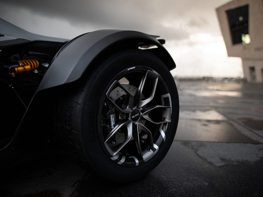 РАЗРУШИТЕЛЬ ОТРАСЛИBriggs Automotive Company , Спик, Ливерпуль, ВеликобританияСоздание совершенного суперкара с BAC Mono